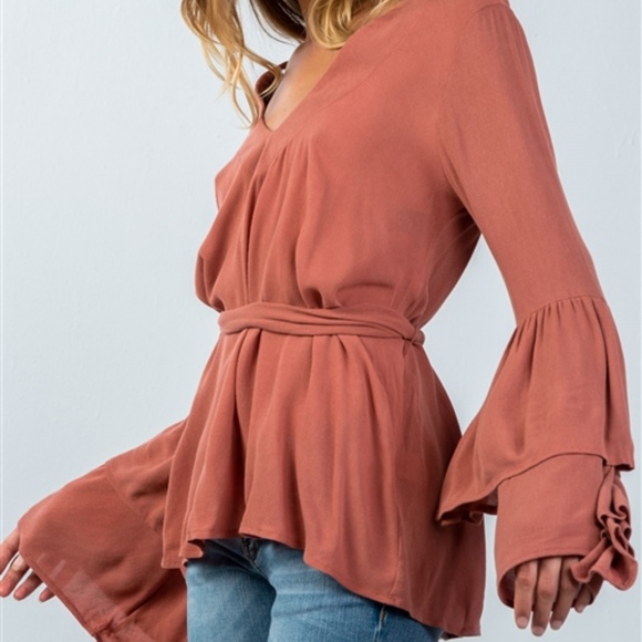 Last 1 ea size! RUFFLED SLEEVED BLOUSE - Picture 3 of 4